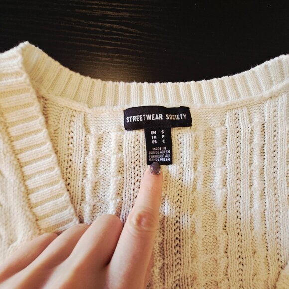 3/$15 beige vest - Picture 2 of 4